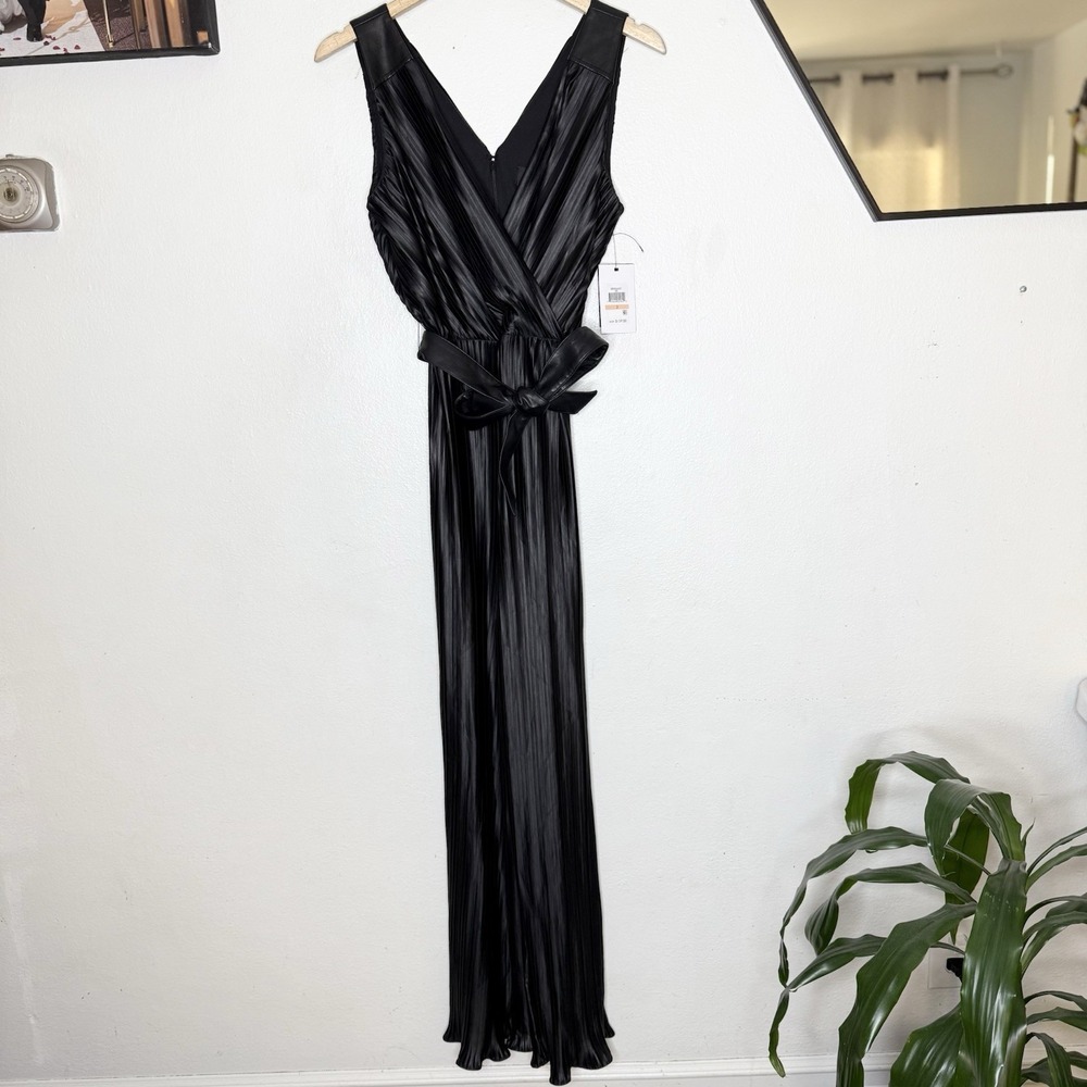 DKNY‎ Black Pleated V-Neck Faux Leather Sleeveless Jumpsuit Women's 2 Formal